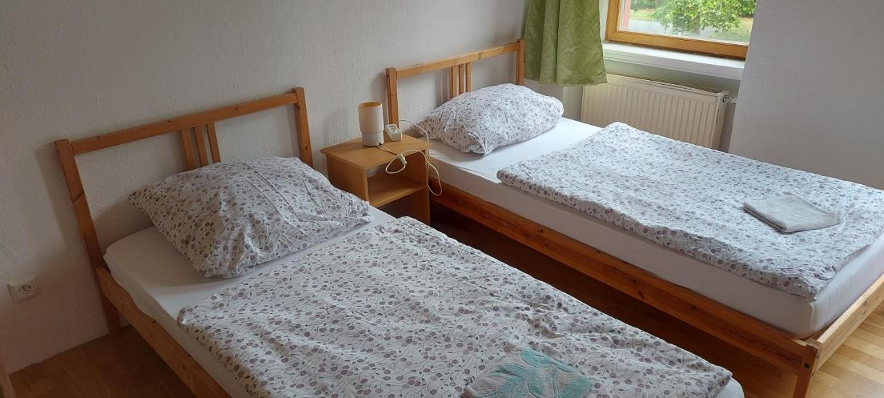 Ferienhaus Kastanienblick Moselkern Luaran gambar