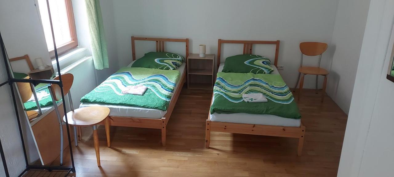Ferienhaus Kastanienblick Moselkern Luaran gambar